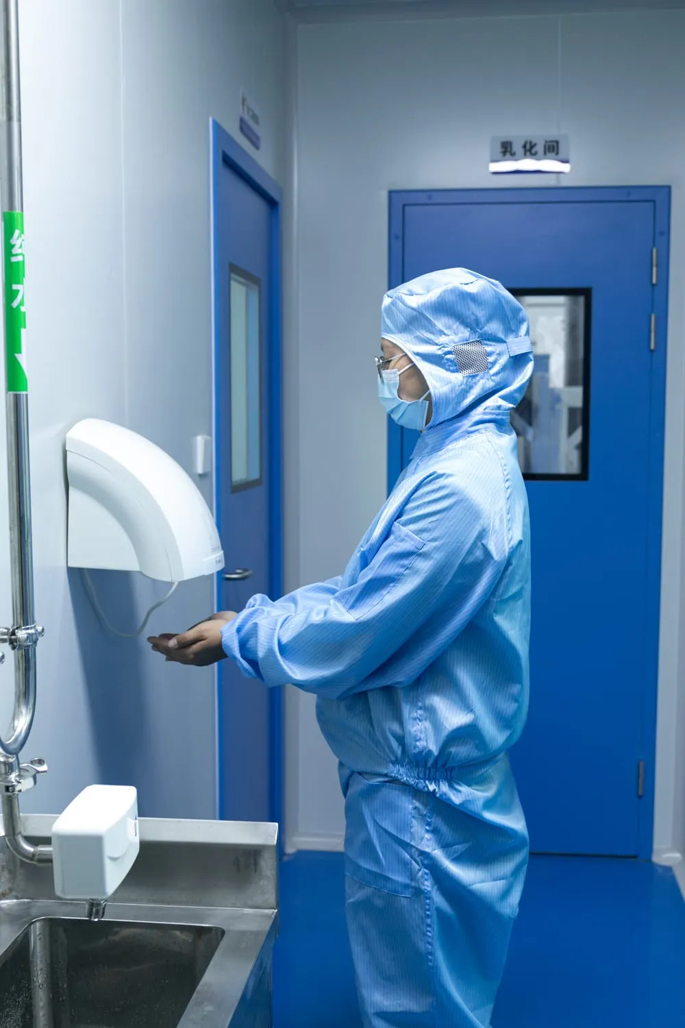 Clean room — UMYAN hotel amenities factory in Yangzhou, China